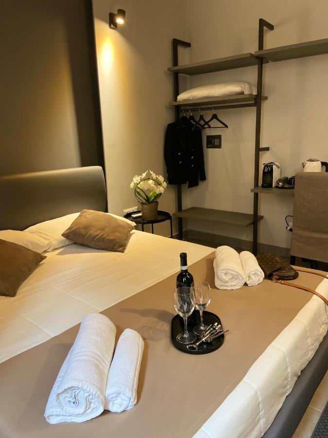 Soha Piazza Di Spagna Boutique Rome Buitenkant foto