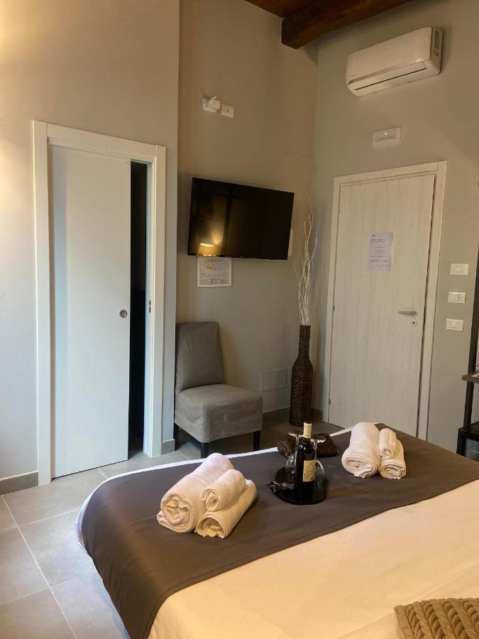 Soha Piazza Di Spagna Boutique Rome Buitenkant foto