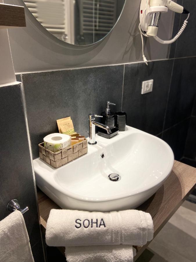 Soha Piazza Di Spagna Boutique Rome Buitenkant foto